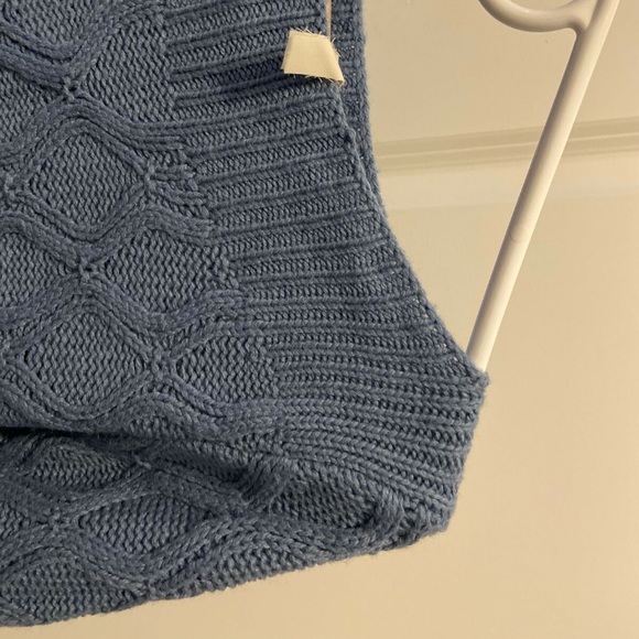 Loft sweater M in beautiful blue! Worn once and stored away. - Picture 3 of 3